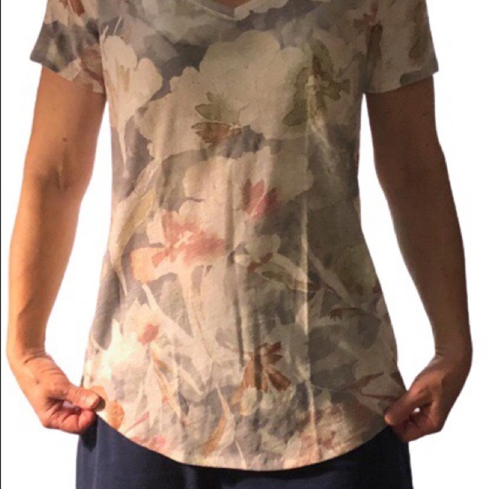Very nice shirt with leaves